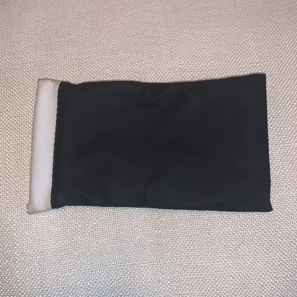 Quay Australia Sunglasses - Picture 11 of 15